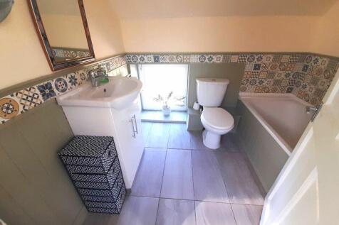 Upstairs Bathroom