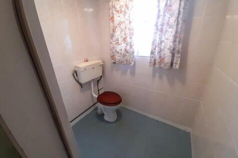 Shower Room WC