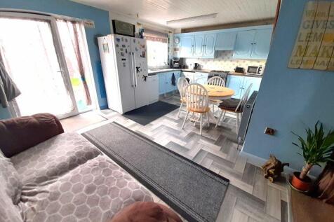 Kitchen/Family Room