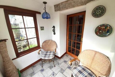 Entrance Porch