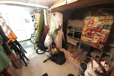 Store
