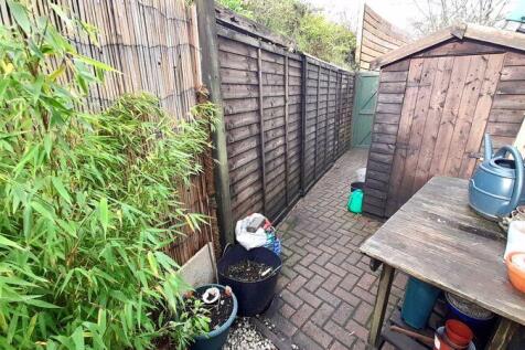 Side Access with Shed