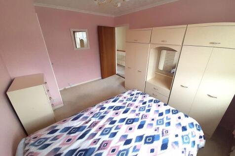 Rear Bedroom