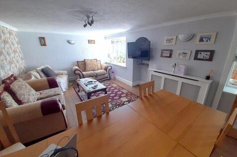 Cottage Lounge/Diner