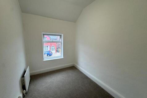 bedroom x2