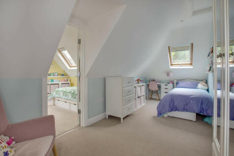 4 Amersham Road, ...