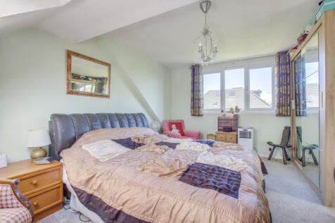 22 Bedford Avenue...