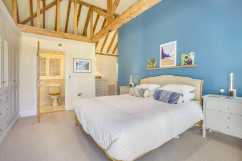 Master Bed 1