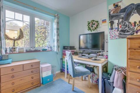 23 Highmoor, HP7 ...