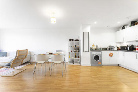 Reception/Kitchen