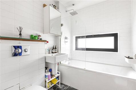 Bathtoom