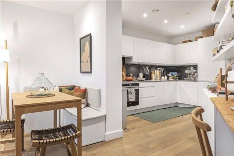 Reception/Kitchen
