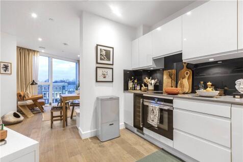 Kitchen/Reception