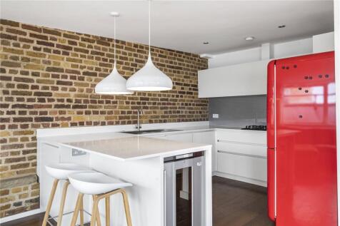 Reception/Kitchen