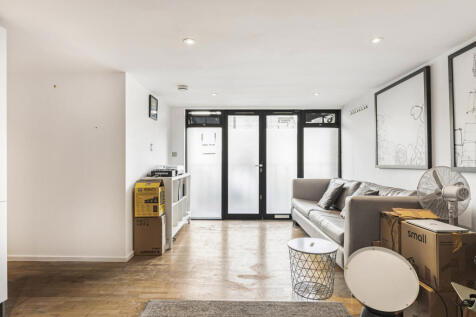 Kitchen/Reception