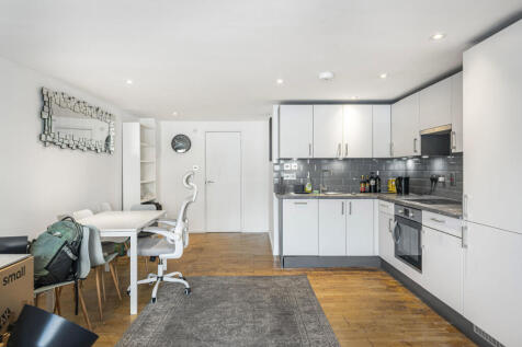 Kitchen/Reception