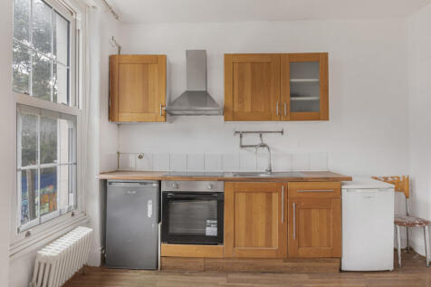 Reception/Kitchen