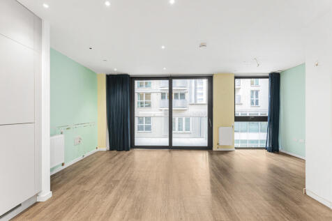 Reception/Kitchen