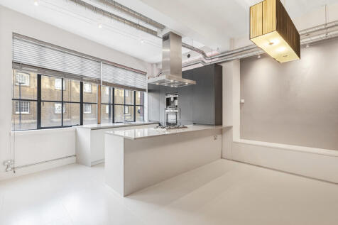 Reception/Kitchen