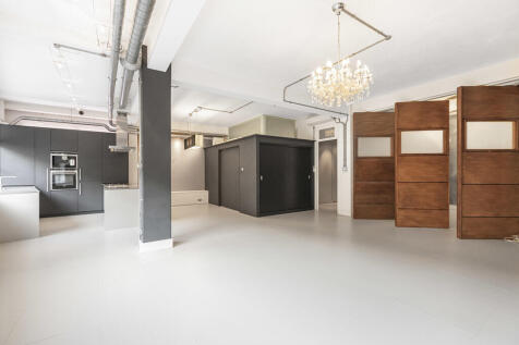 Reception/Kitchen