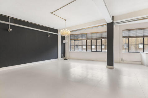 Reception/Kitchen