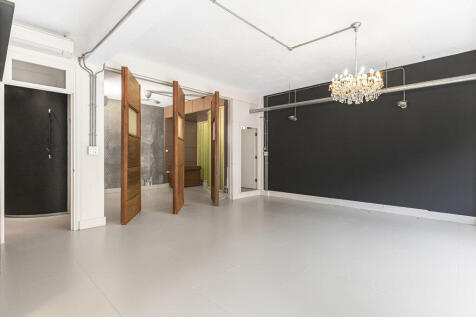 Reception/Kitchen