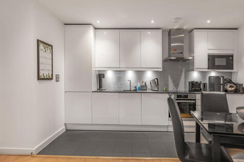 Reception/Kitchen