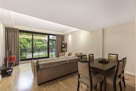 Reception/Kitchen