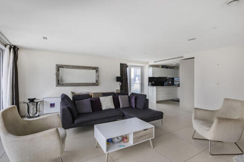 Reception/Kitchen