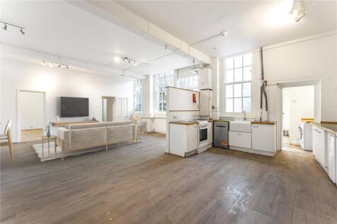 Reception/Kitchen