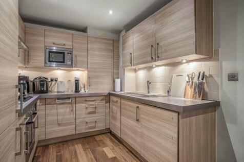 Reception/Kitchen
