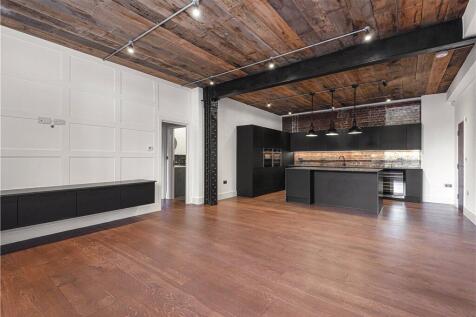Reception/Kitchen