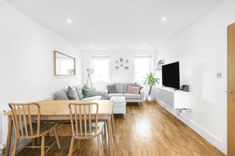 Reception/Kitchen