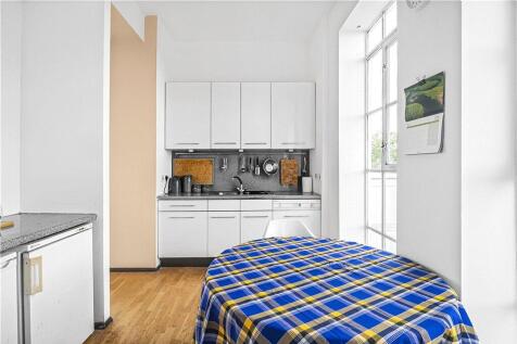 Kitchen/Living Room
