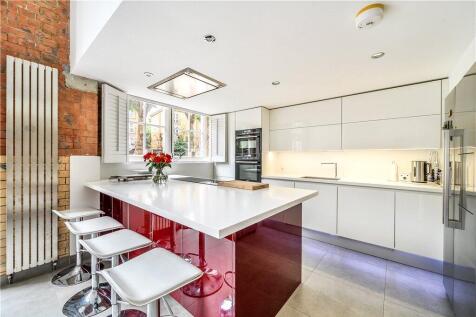 Reception/Kitchen
