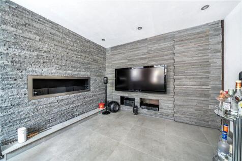 Reception/Kitchen