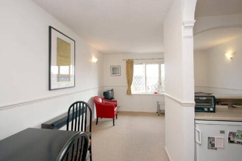 Reception/Kitchen
