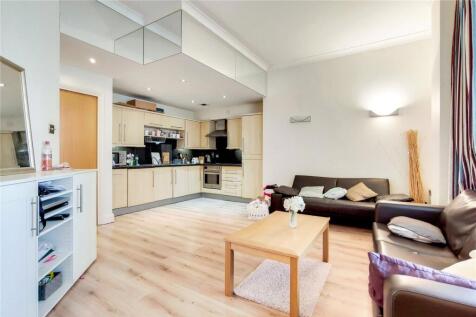Reception/Kitchen