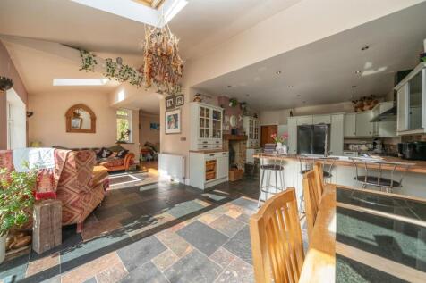 Open plan Living/Kitchen/Dining Room