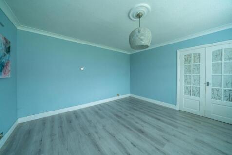 137-Grove-Crescent-1003.jpg