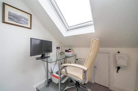 Study/Bedroom 5