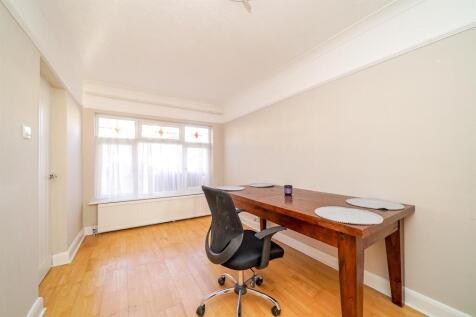 Bedroom/reception room