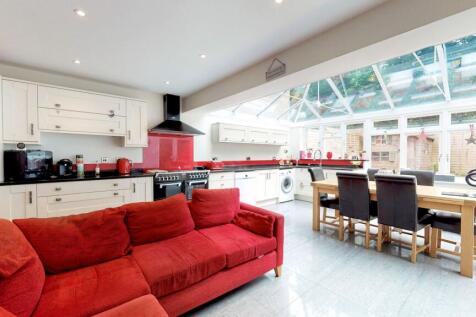 Kitchen \ Diner \ living space
