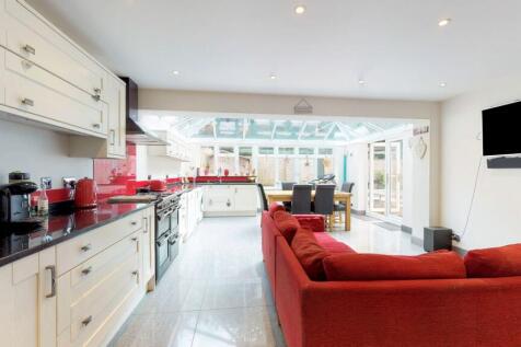 Kitchen \ Diner \ living space