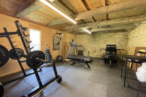 Outbuildings (6).JPG