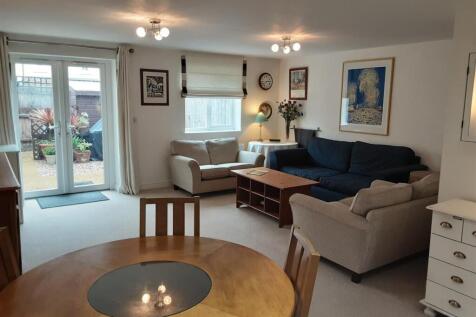Kitchen/dining/family Room