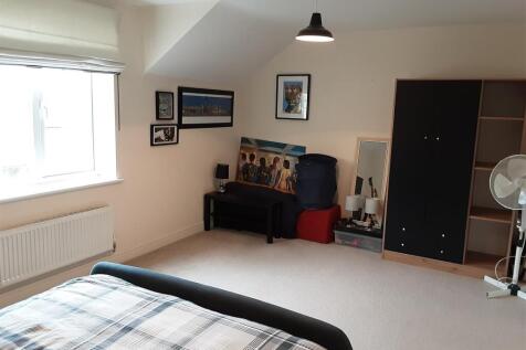 Bedroom 3 with ensuite