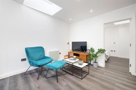 No.24-GreenYard-ShowHome-Jan25-9661.jpg