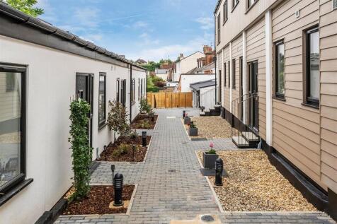 Green-Yard-11.jpg