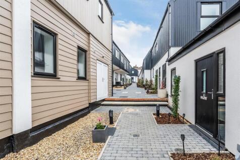 Green-Yard-18.jpg